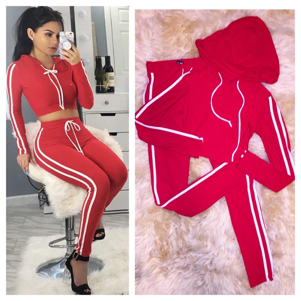 Red track suit crop top matching pants set new
